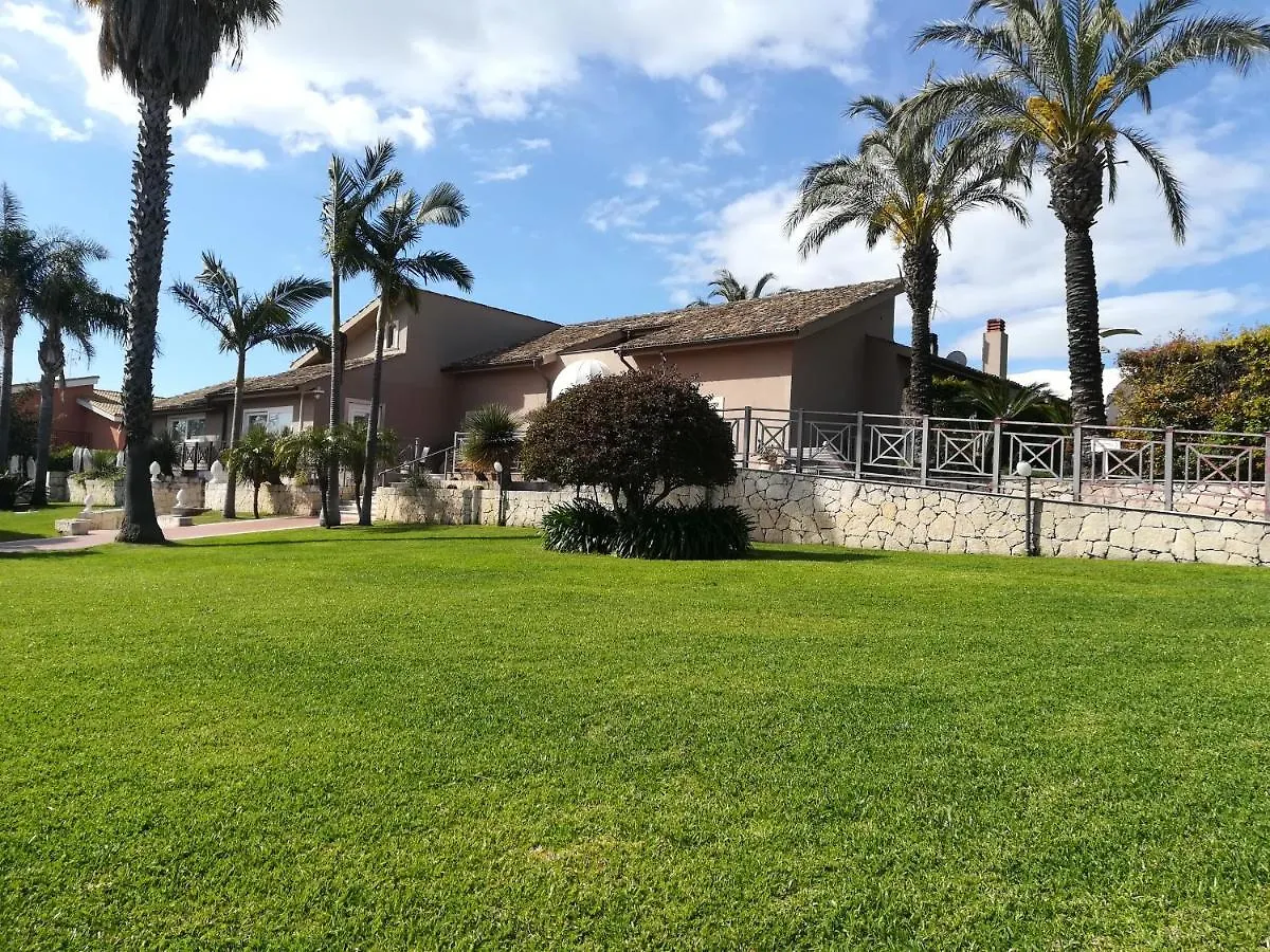 Hotel La Cavalera Augusta