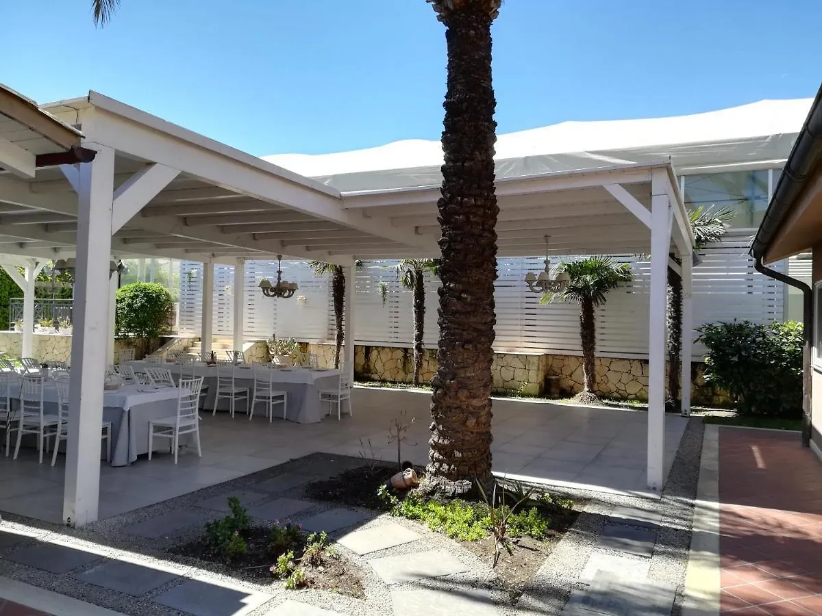 Hotel La Cavalera アウグスタ